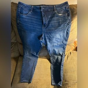 Womens American Eagle Jeans size 22